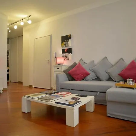 Super In Santa Croce District Apartment